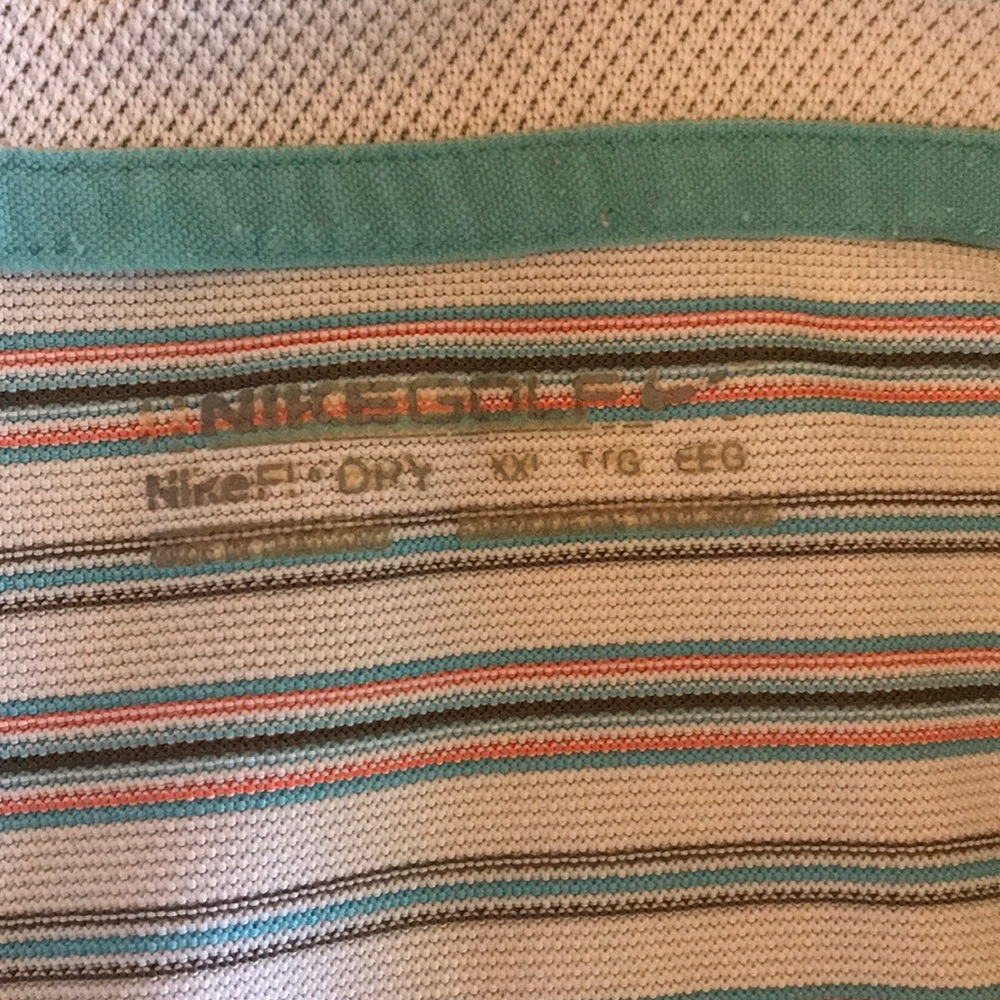 Nike Golf Shirt - Picture 5 of 6